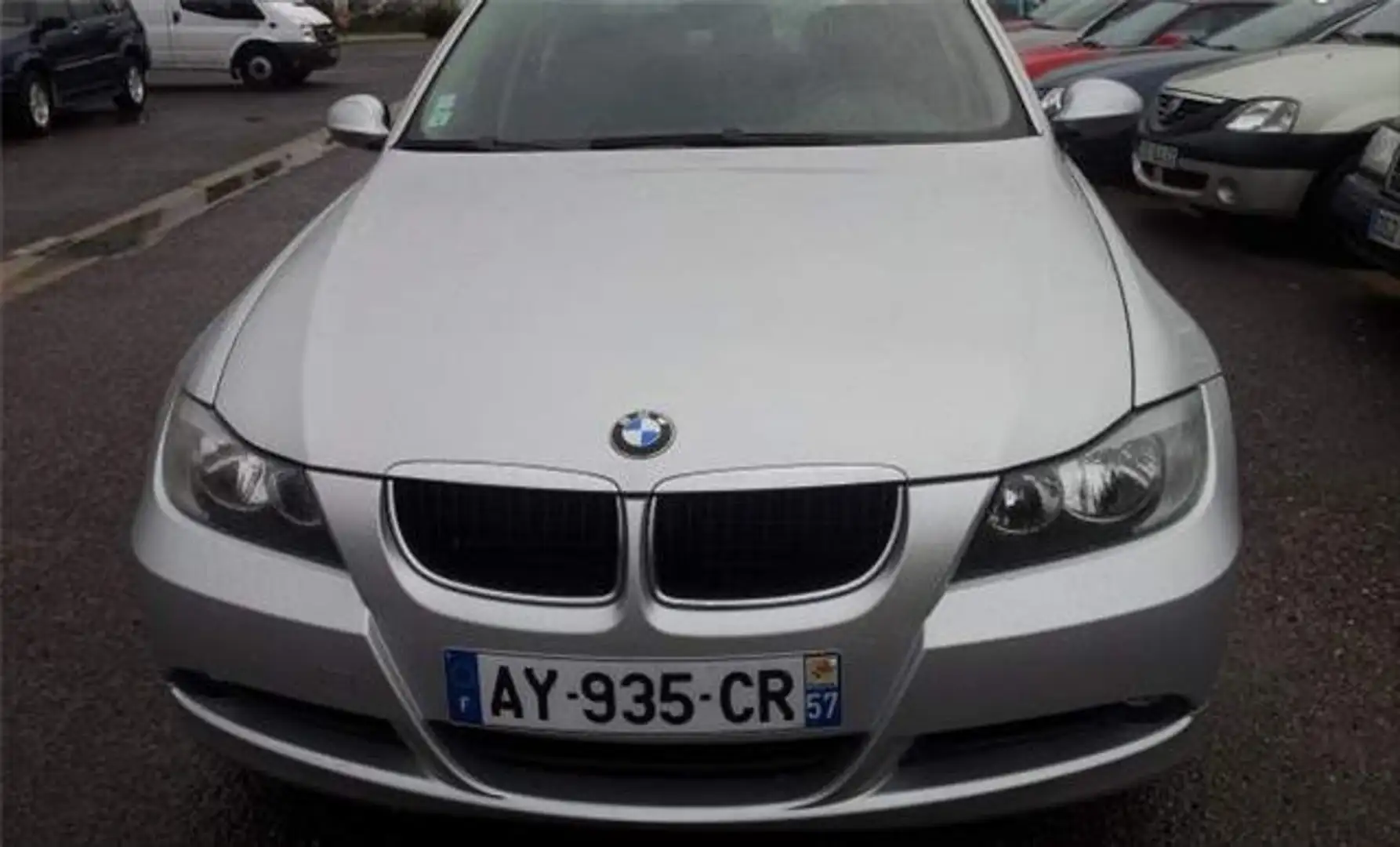 BMW 318 Belle bmw  td e90 2008 pack reprise possible - 2