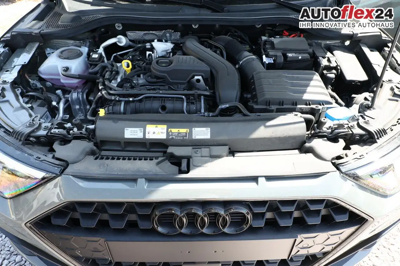 Audi A1 S line SB LED+ SportS CarPlay Kam 17Z Keyless 1..., миниатюра 11