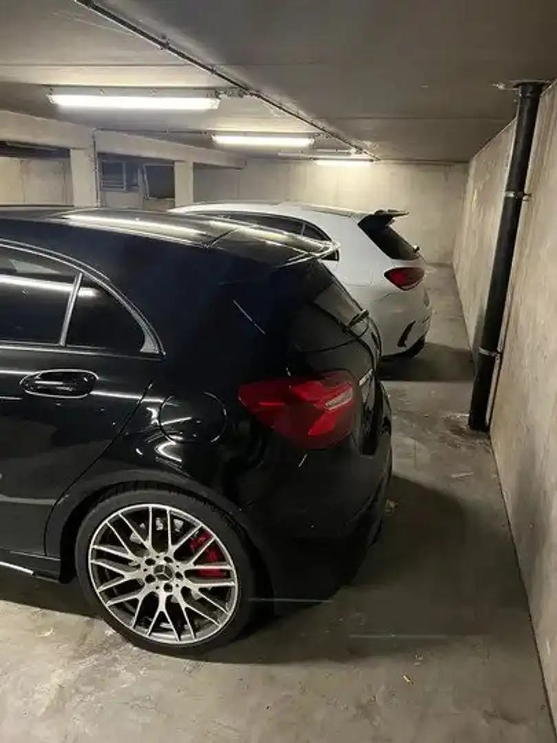 Mercedes-Benz A 45 AMG 4-Matic Zwart - 2