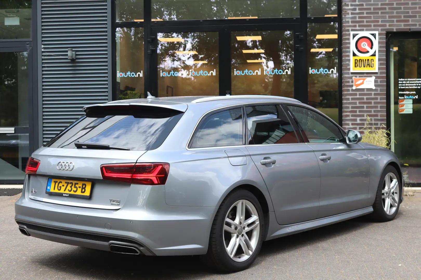 Audi A6 Avant 1.8 TFSI ultra Advance Sport S-Line/Navi Plu Grijs - 2