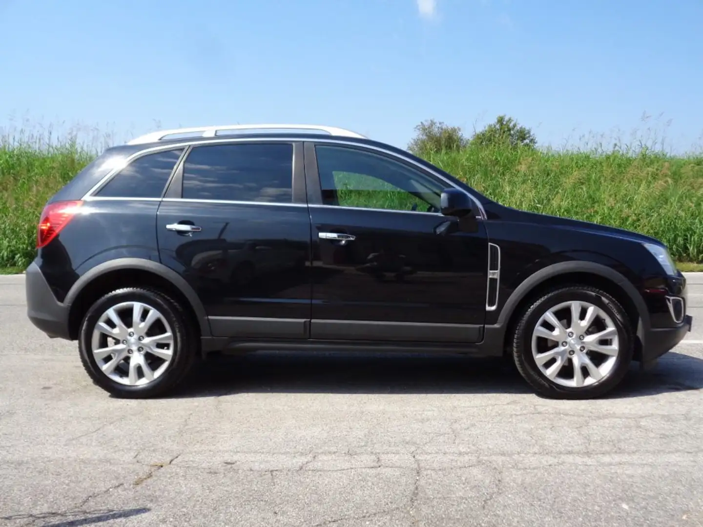 Opel Antara 2.0CDTI GANCIO PREZZO VALIDO FINO 15.11,km certif. Noir - 1