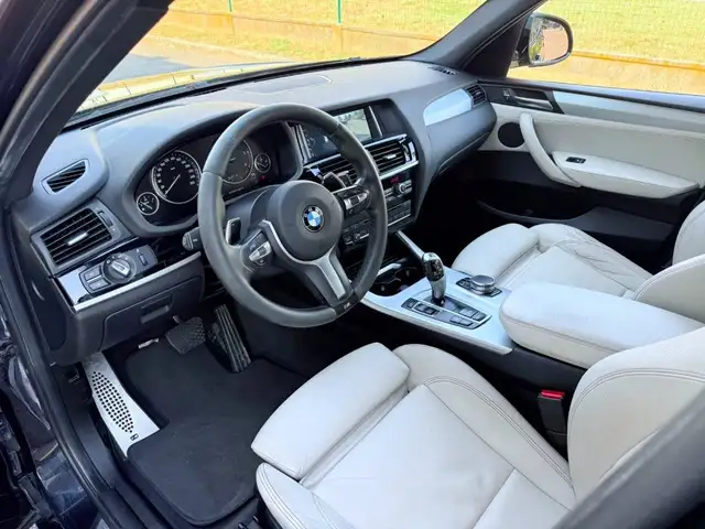 BMW X3 view 9