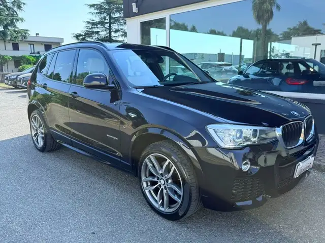 BMW X3 view 4