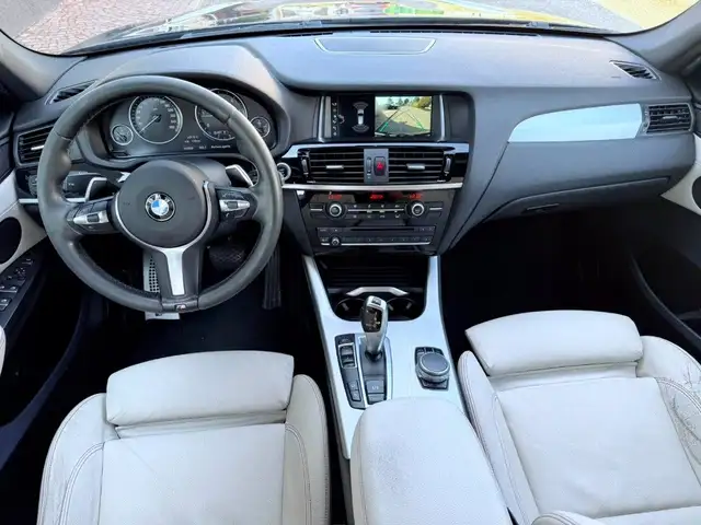 BMW X3 view 10