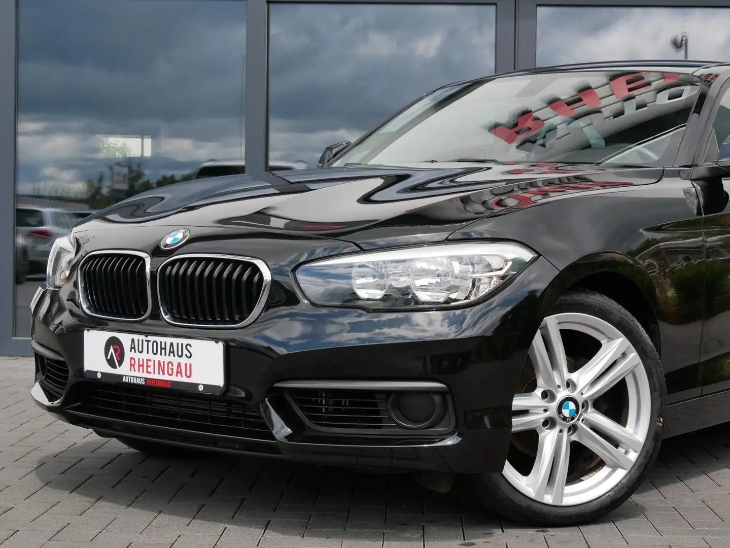 BMW 118 1 Lim. 3-trg. 118 i 1. HAND! 18" LM FELGEN! Negru - 2