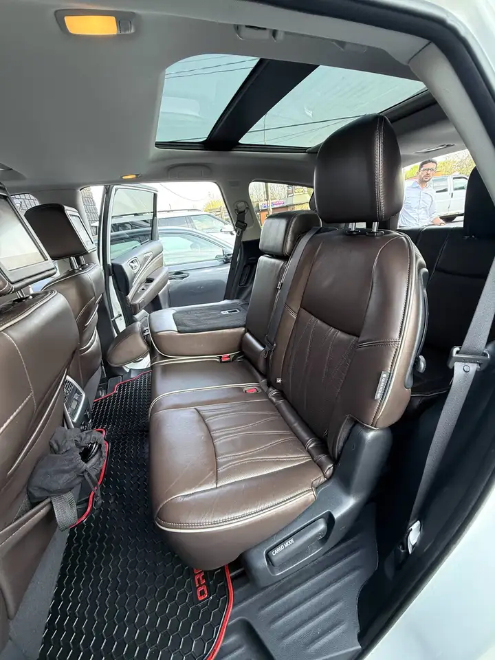 Infiniti QX60 снимка Infiniti QX60