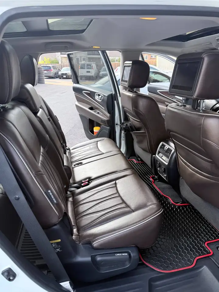 Infiniti QX60 снимка Infiniti QX60