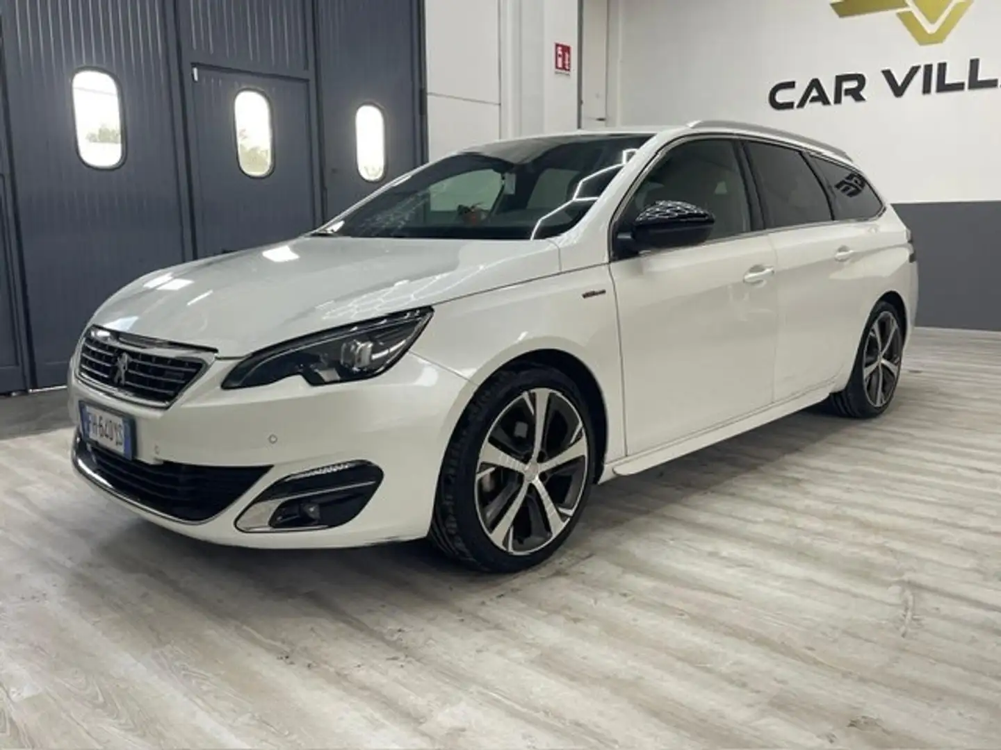 Peugeot 308 308 PureTech Turbo 130 S&S SW GT Line Blanc - 2