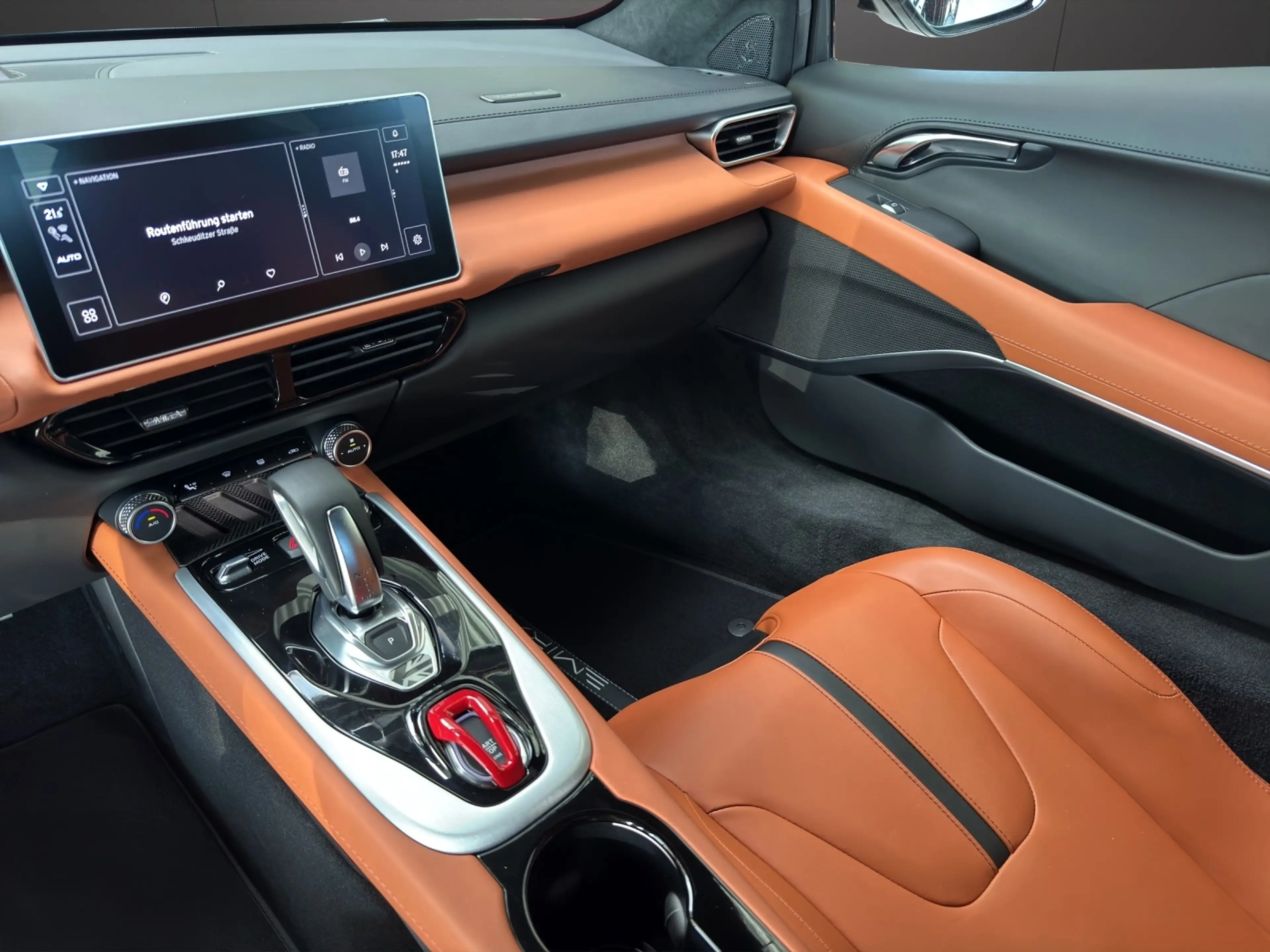 Lotus Emira Turbo SE *Lotus Leipzig* — photo 14