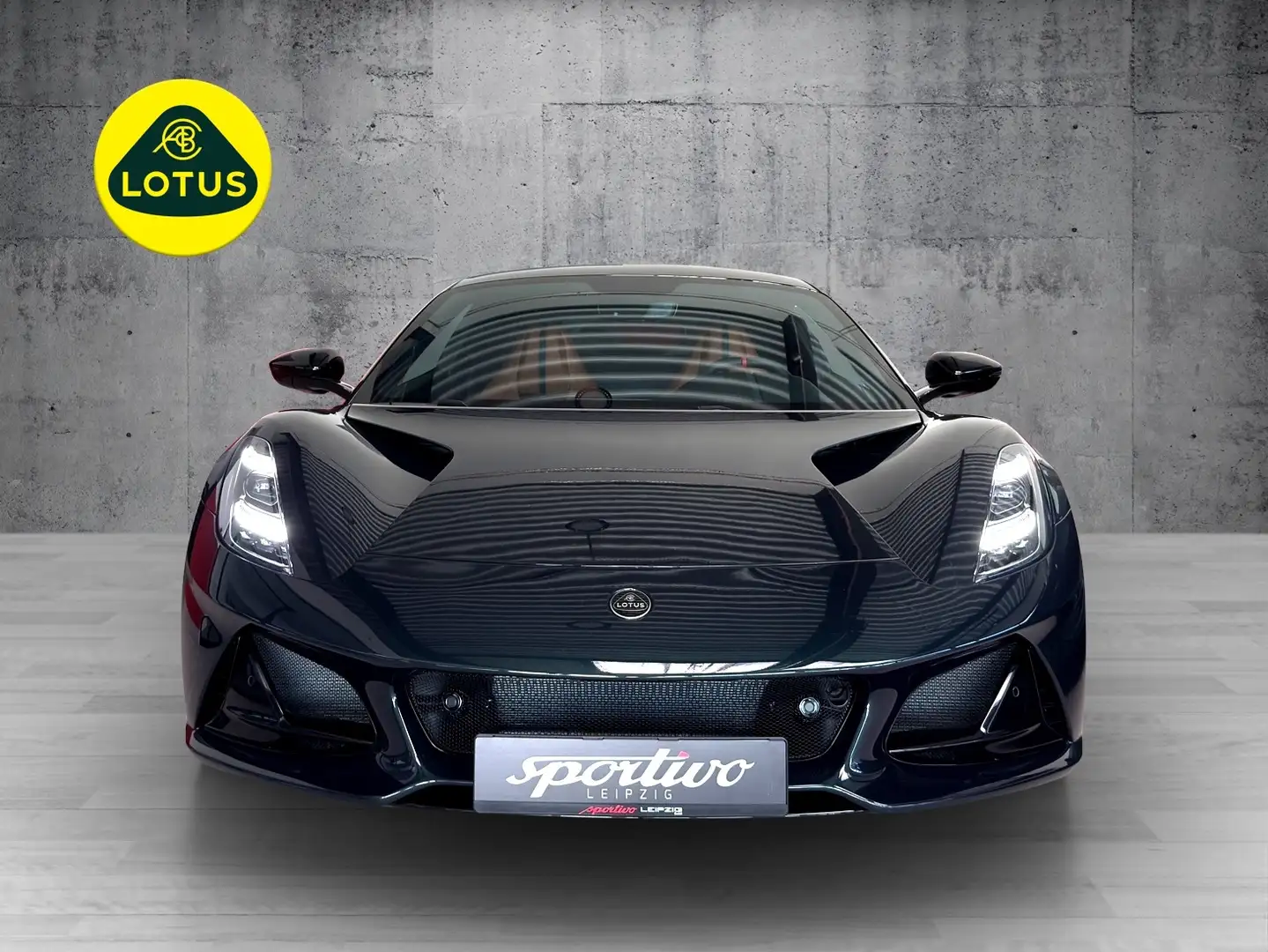 Lotus Emira Turbo SE *Lotus Leipzig* Vert - 2