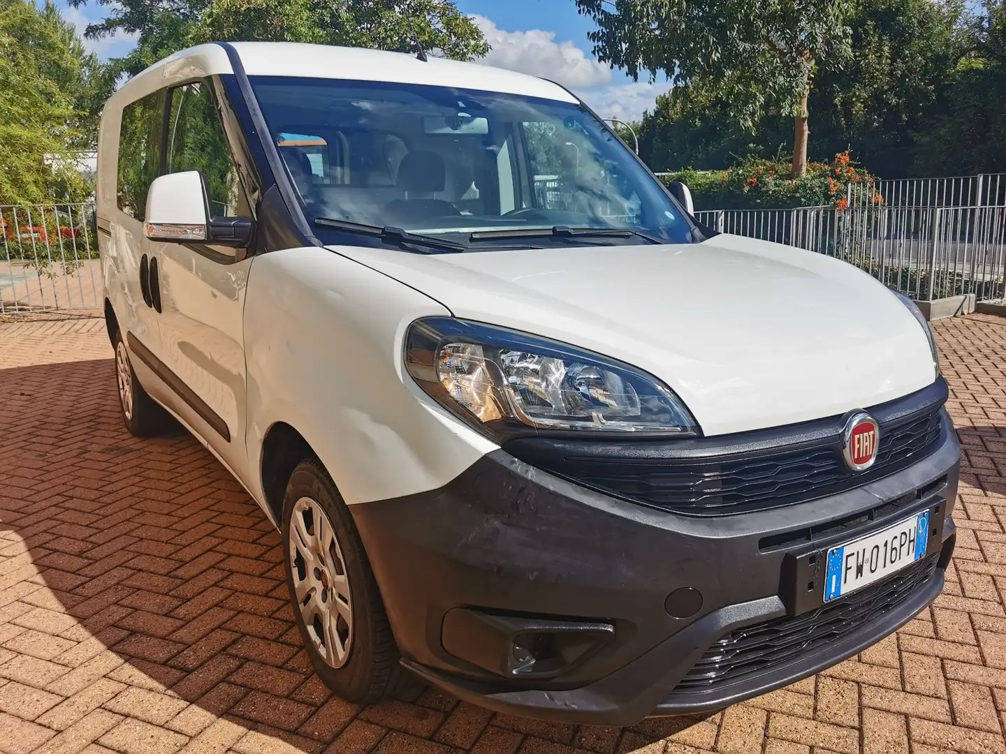 Fiat Doblo 1.6 Mjt Active 105cv PC-TN Cargo Bianco - 1