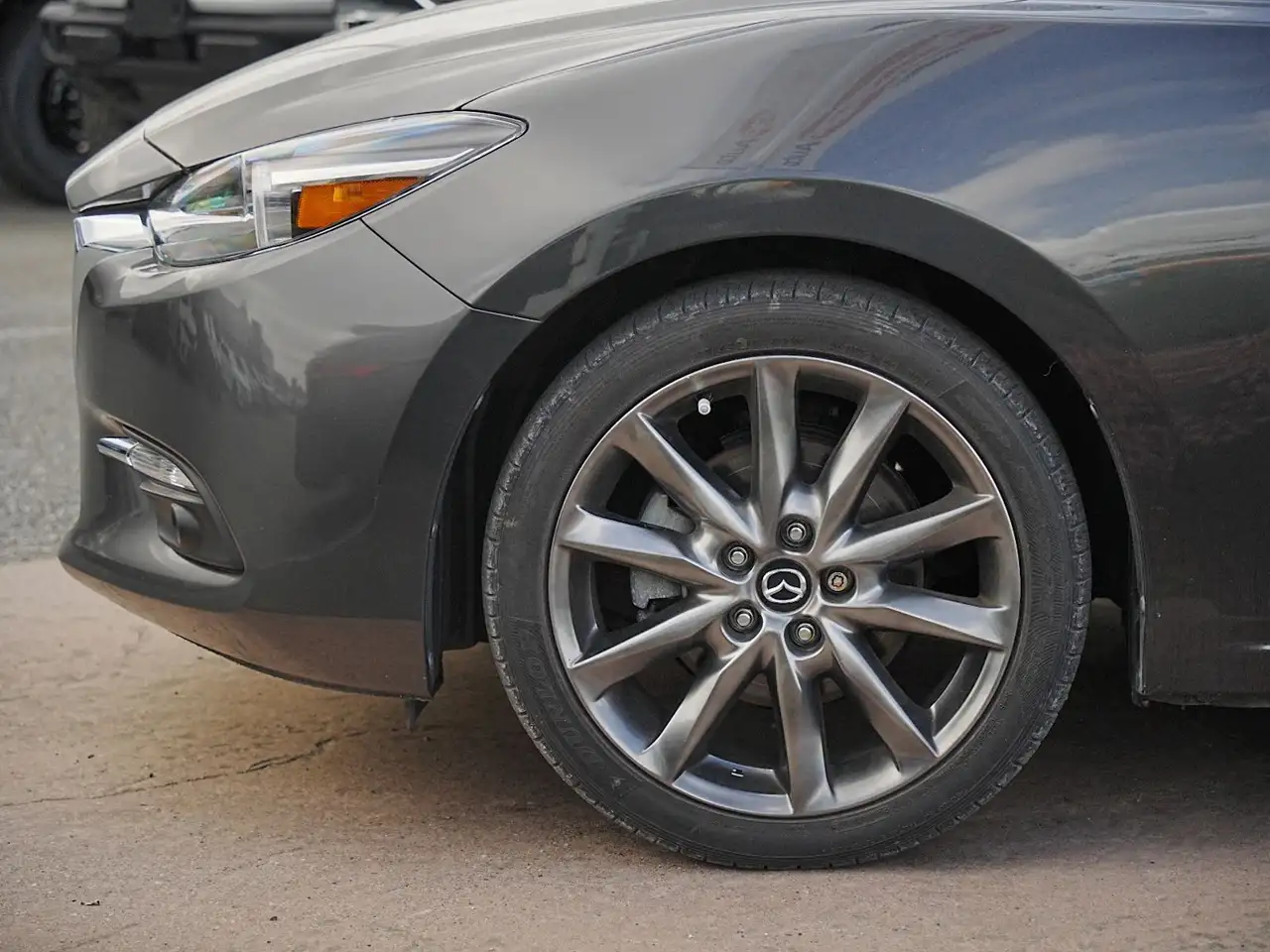 Mazda 3 снимка Mazda 3
