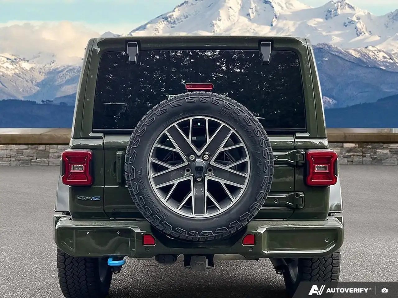 Jeep Wrangler снимка Jeep Wrangler