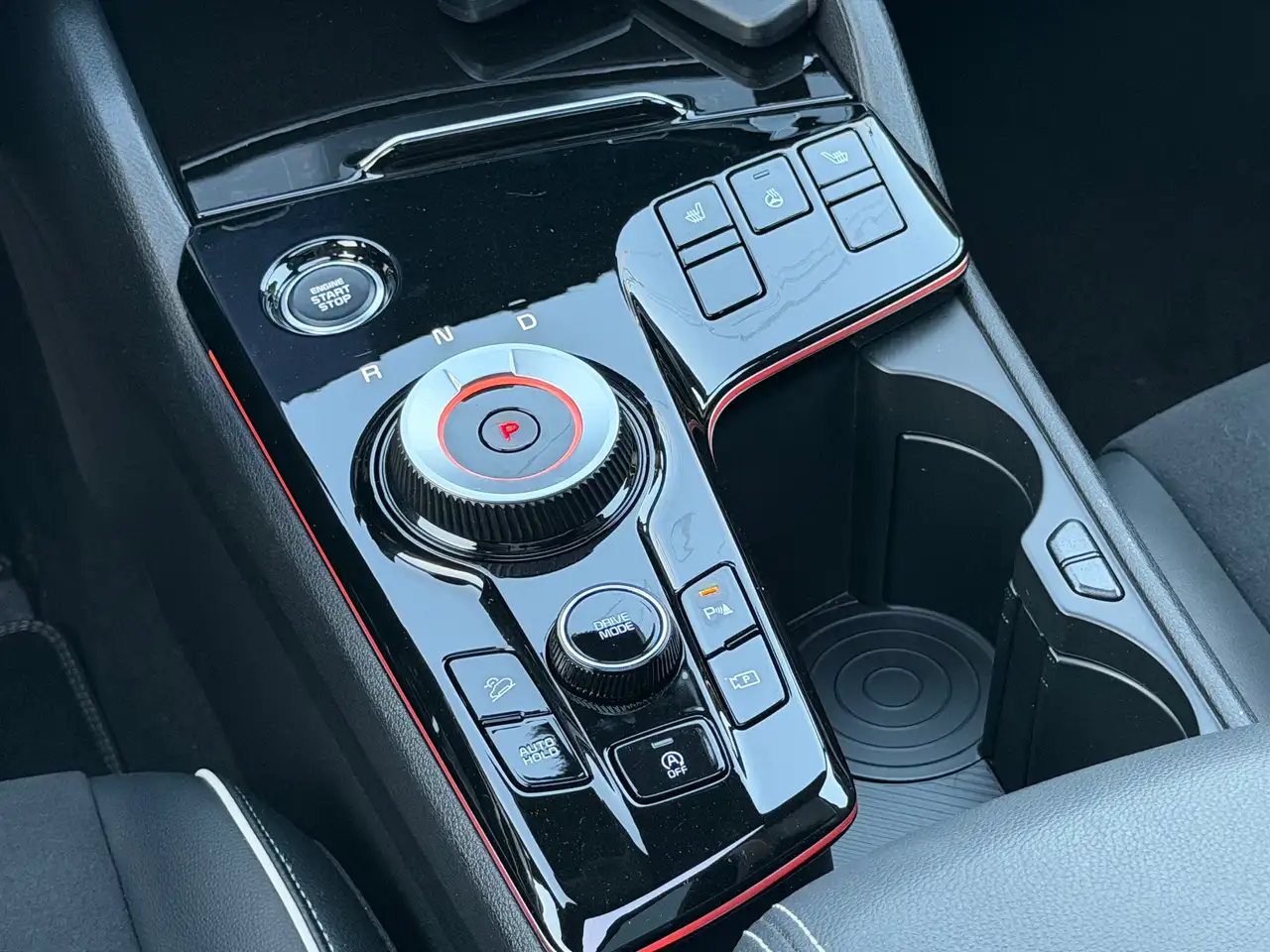 Kia Sportage 1.6 T-GDi GT Line - Toit pano - 3900 KM !!!! - Full options !!! 15