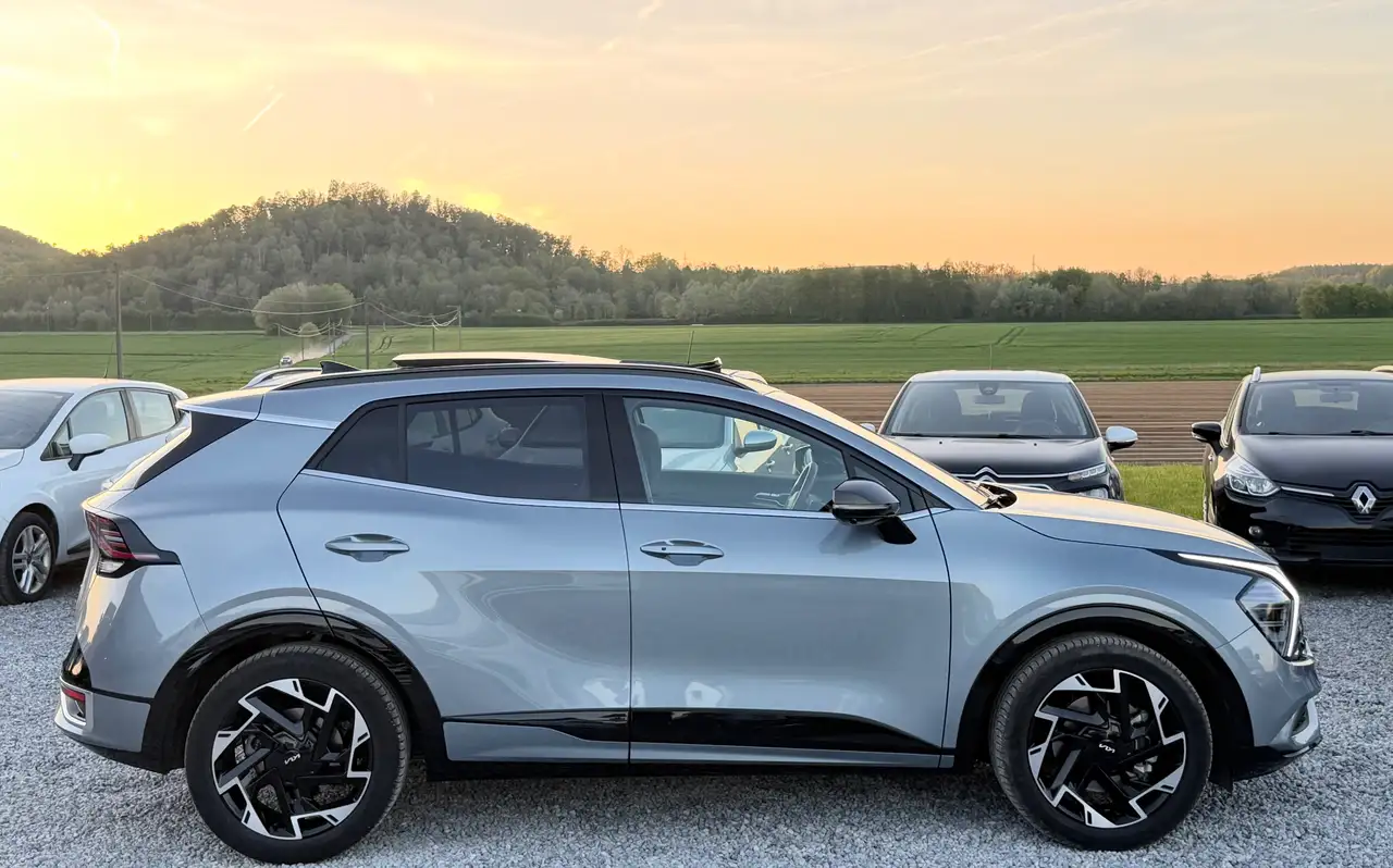 Kia Sportage 1.6 T-GDi GT Line - Toit pano - 3900 KM !!!! - Full options !!! 4