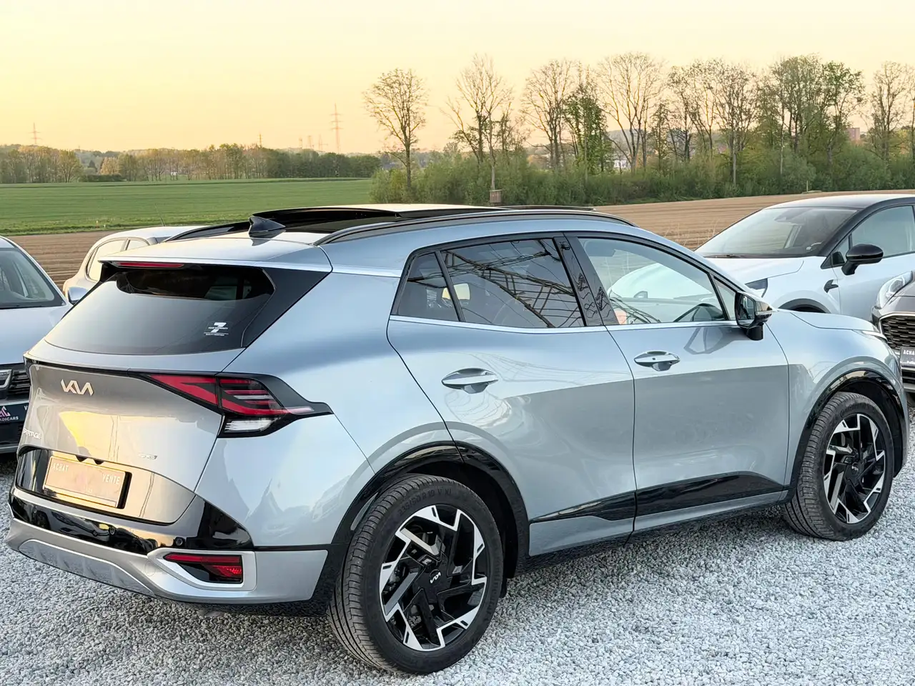 Kia Sportage 1.6 T-GDi GT Line - Toit pano - 3900 KM !!!! - Full options !!! 8