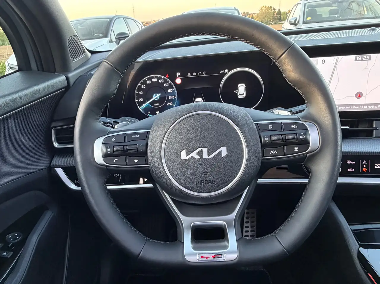 Kia Sportage 1.6 T-GDi GT Line - Toit pano - 3900 KM !!!! - Full options !!! 10