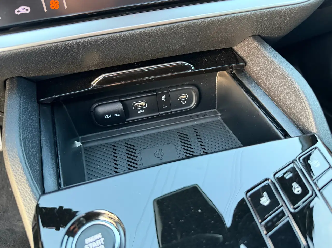 Kia Sportage 1.6 T-GDi GT Line - Toit pano - 3900 KM !!!! - Full options !!! 30