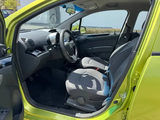 Chevrolet Spark view 14