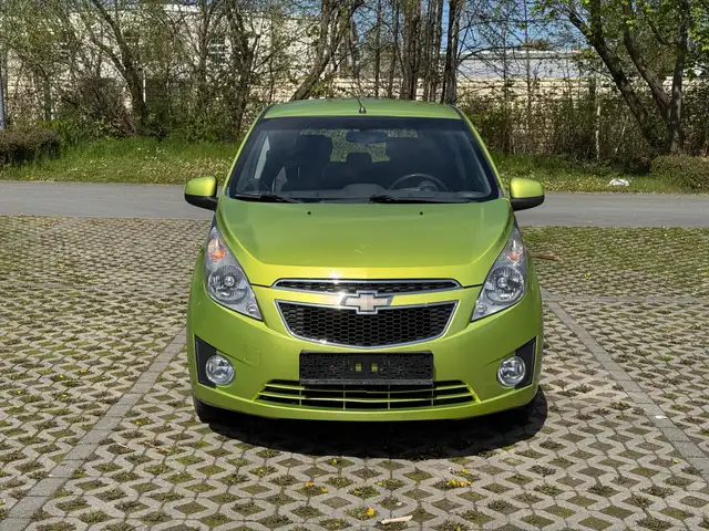 Chevrolet Spark view 2