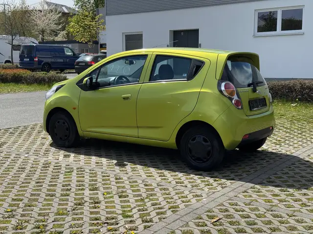 Chevrolet Spark view 6