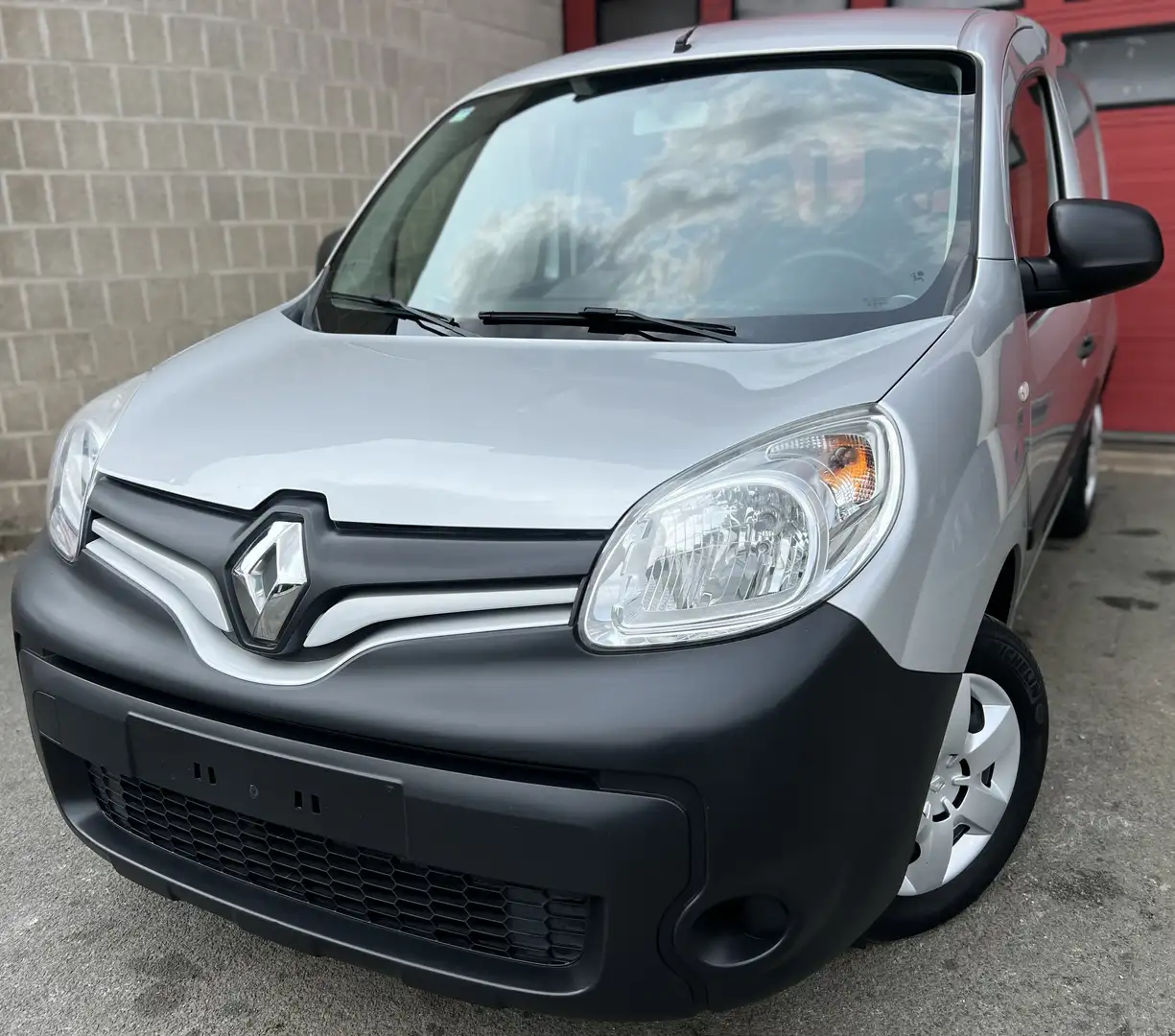 Renault Kangoo 1.2 TCe Energy Grand Confort + CLIM + CAR-PASS Gris - 1