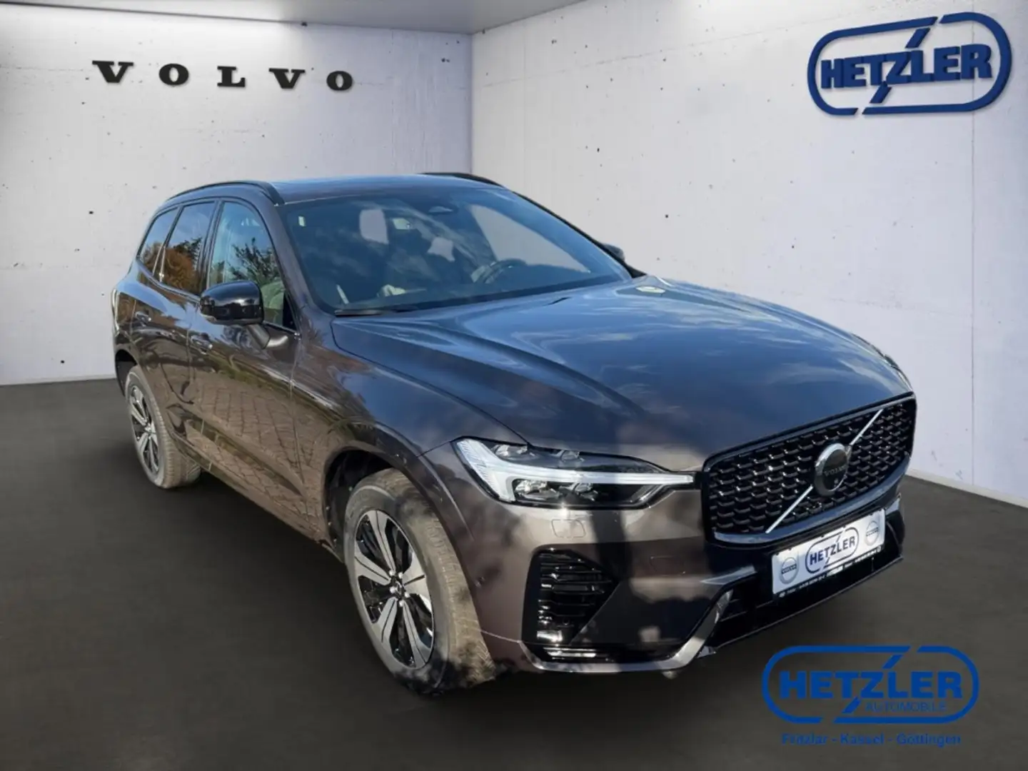 Volvo XC60 Recharge T6 AWD Plug-in Hybrid Elektrisch/Benzin P Grau - 2