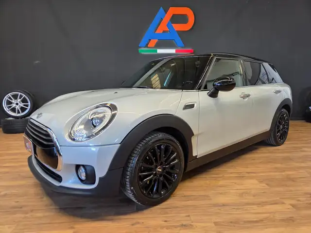 MINI Cooper D Clubman 2.0 D Auto