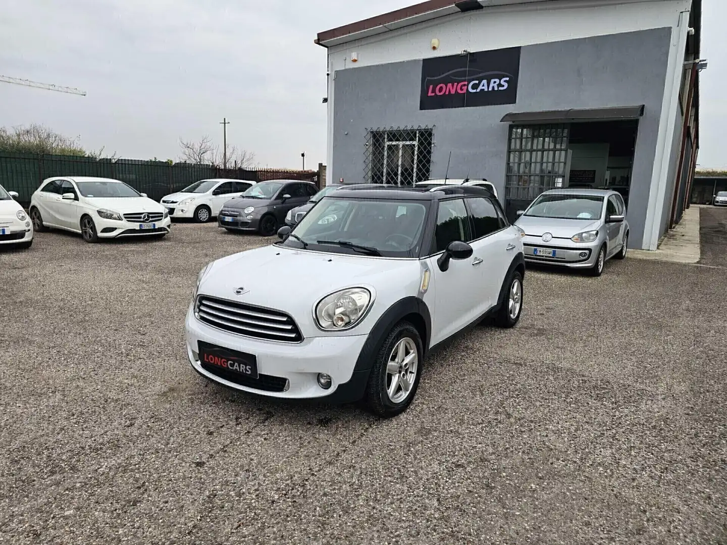 MINI Cooper D Countryman Mini 1.6 Cooper D Countryman Neopatentati Weiß - 1