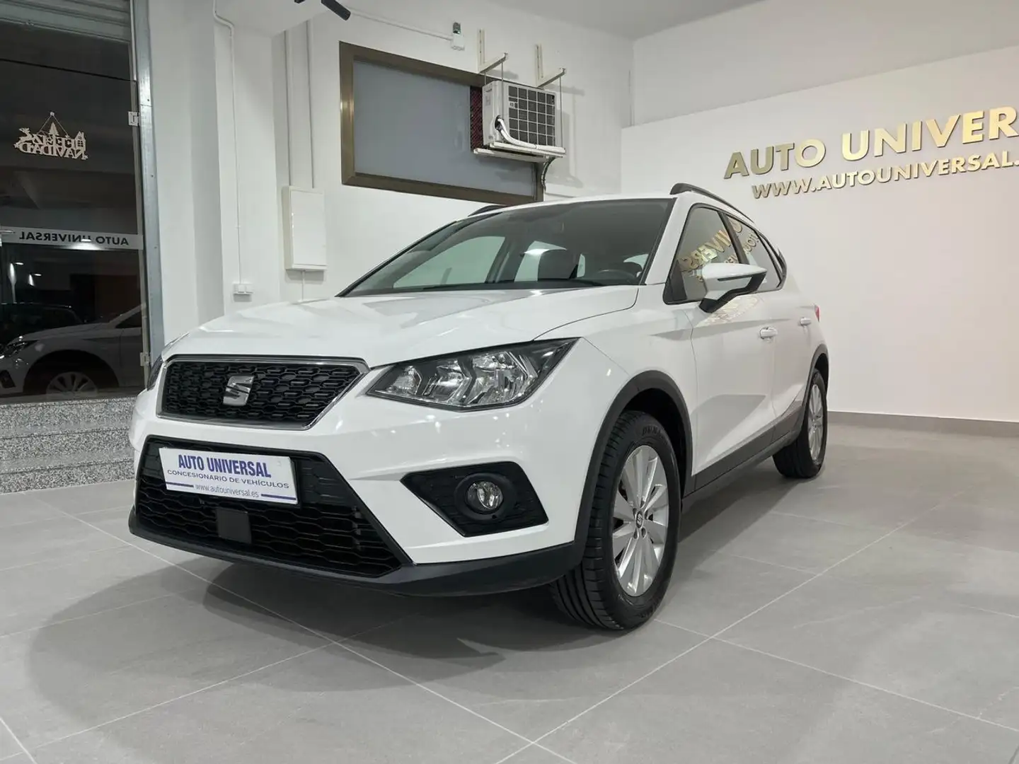 SEAT Arona 1.0 TSI 70kW 95CV Style Go Eco Blanc - 1