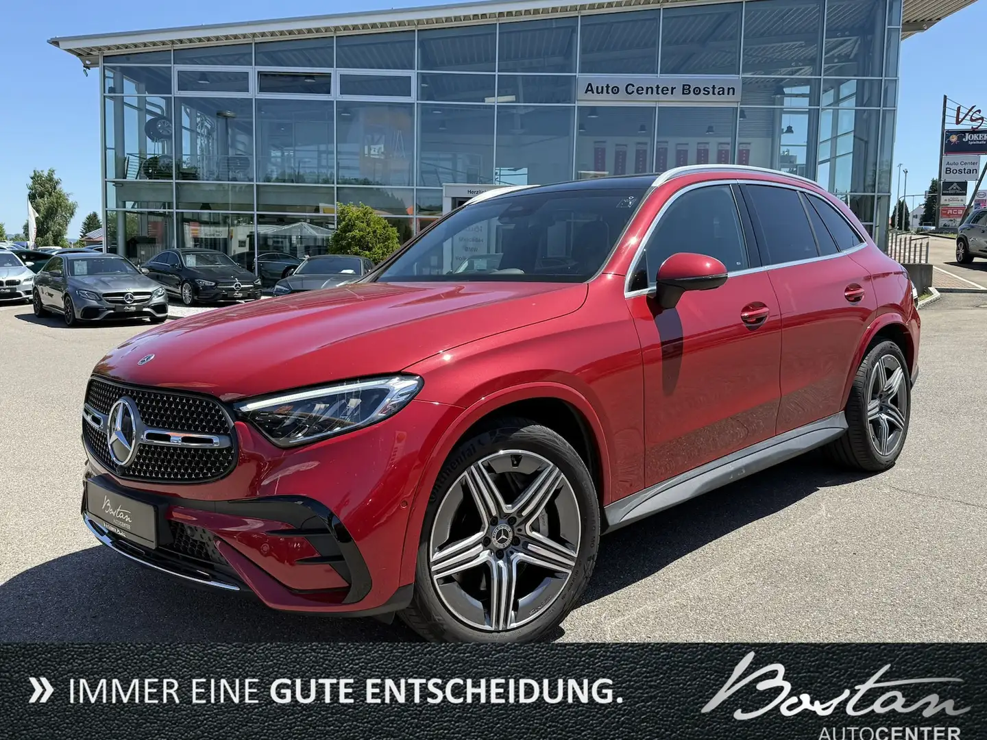 Mercedes-Benz GLC 300 d AMG/PANORAMA/4-MATIC/NAVI/MBUX/1.HAND Rot - 1