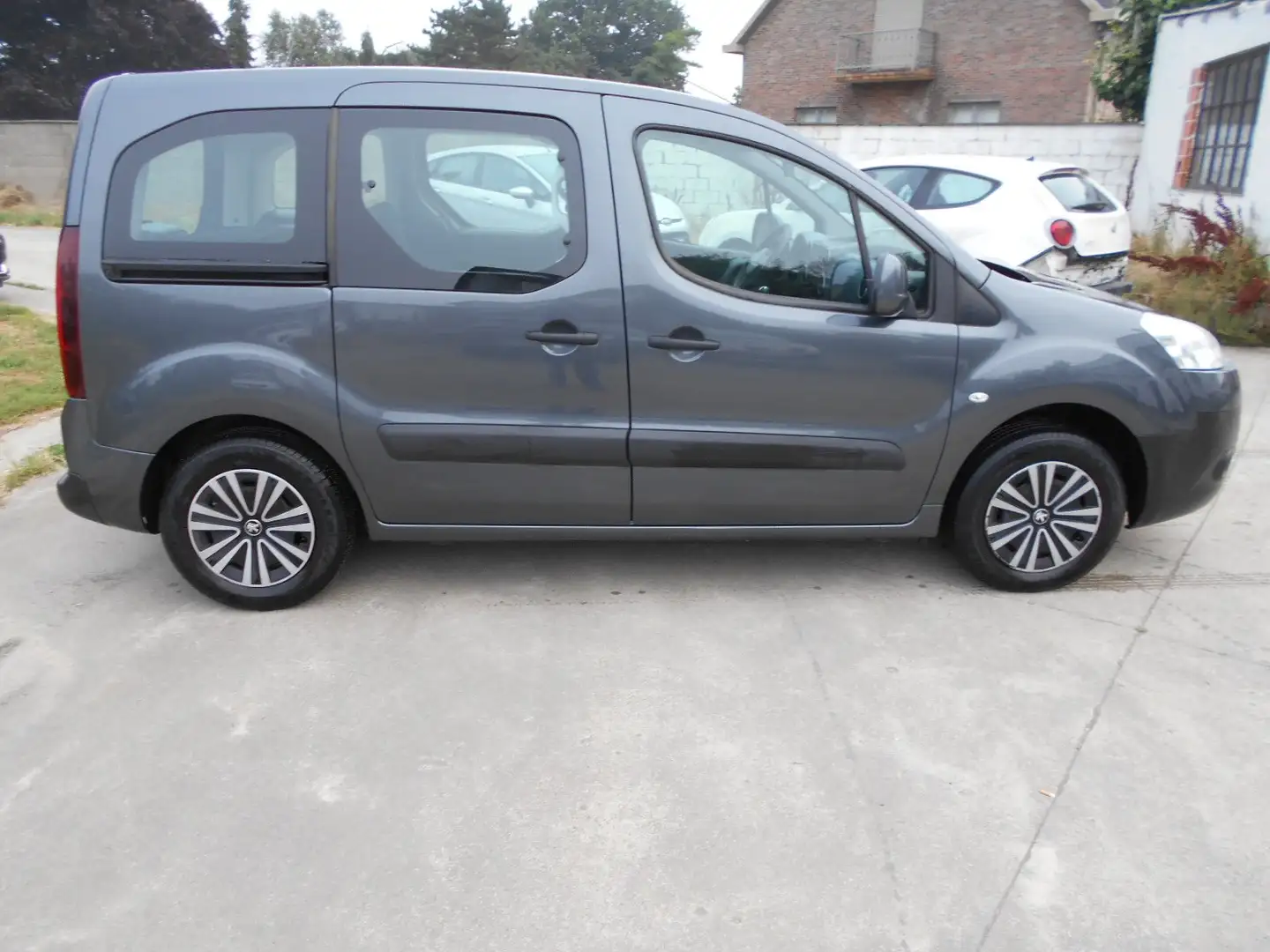 Peugeot Partner Partner 1.6i BENZINE 84152 KM AIRCO GARANTIE 1JAAR - 2