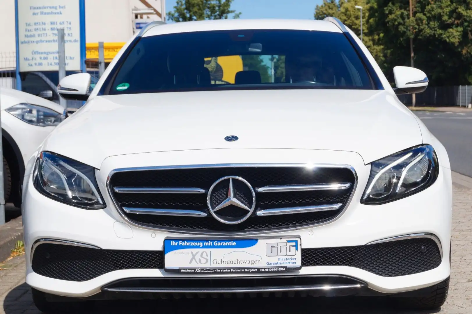 Mercedes-Benz E 200 T 9G-Tronic Avantgarde Sport-Style +2.Hd+ Wit - 2
