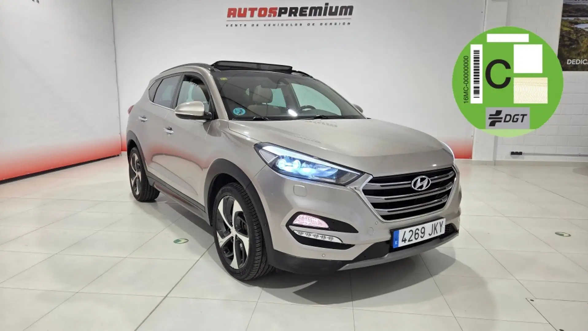 Hyundai TUCSON 2.0CRDI Style 4x4 Aut. 184 Beige - 1
