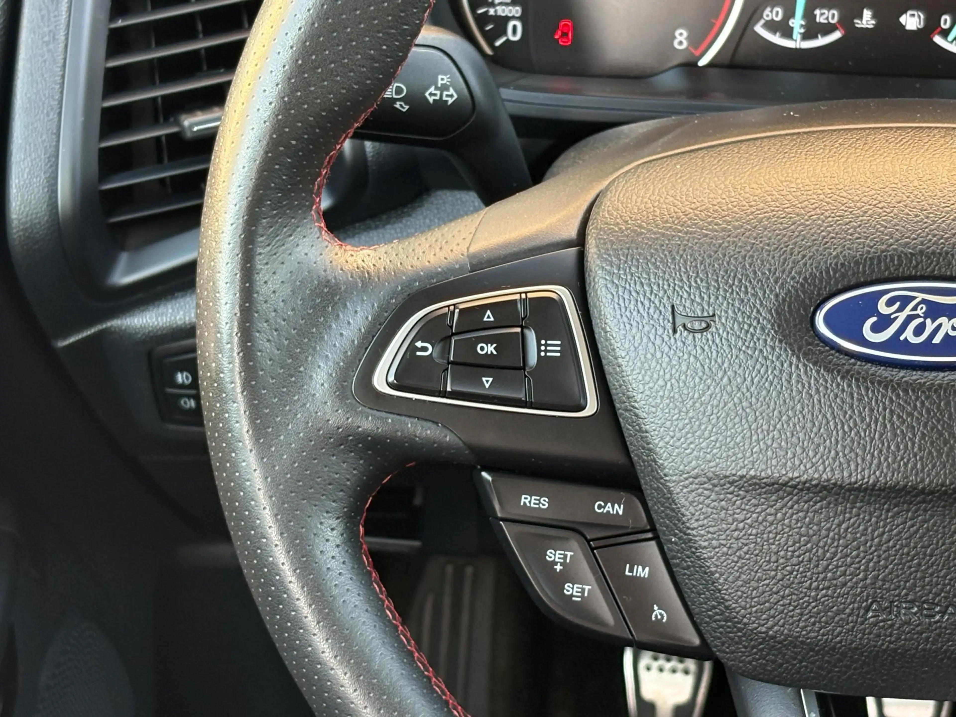 Ford EcoSport 1.0 EcoBoost 125pk ST-Line X WINTERPACK/CARPLAY/NL — photo 22