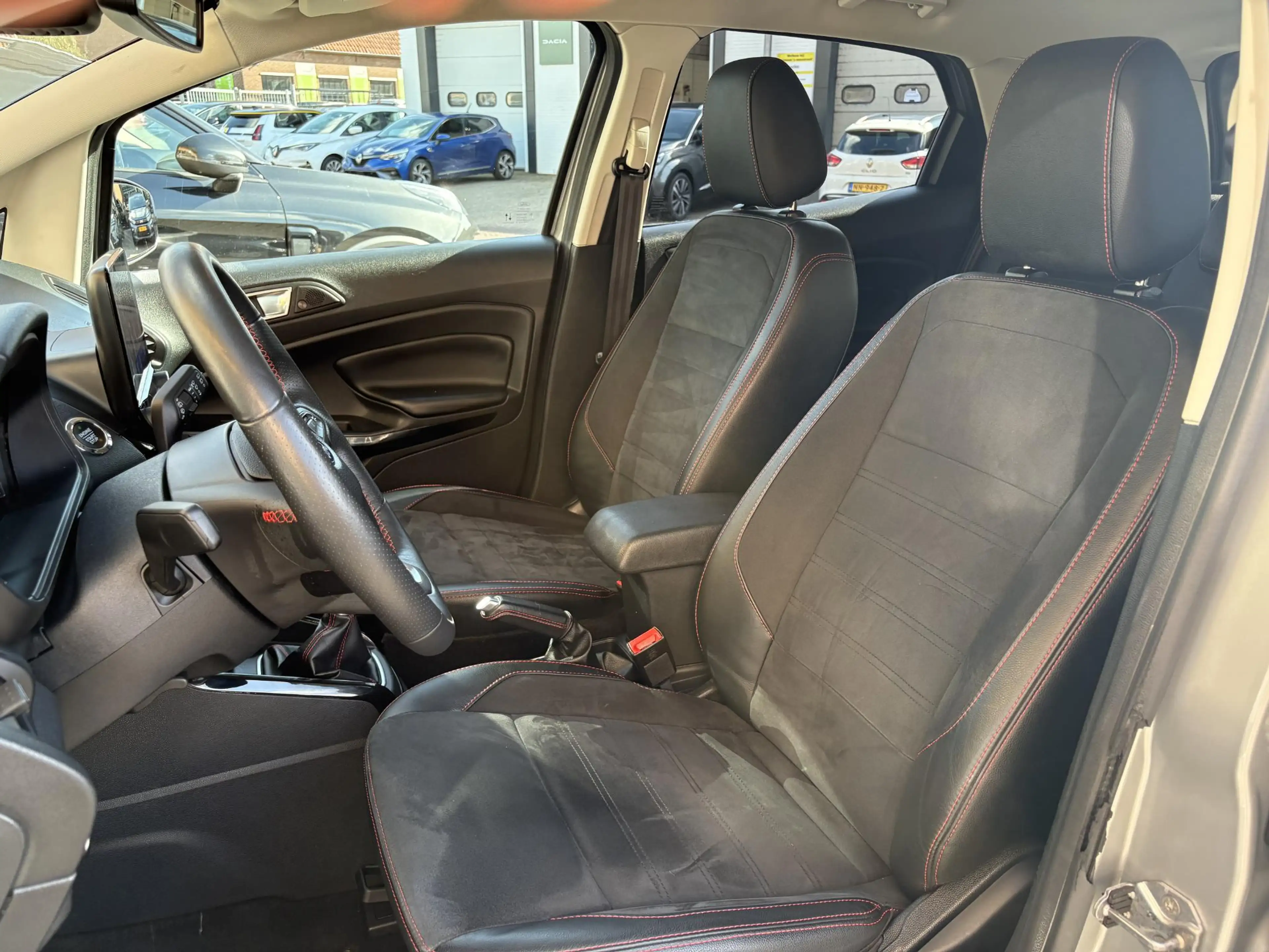 Ford EcoSport 1.0 EcoBoost 125pk ST-Line X WINTERPACK/CARPLAY/NL — photo 7