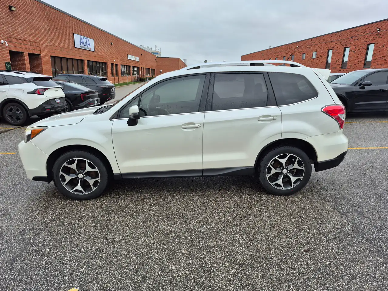 Subaru Forester снимка Subaru Forester