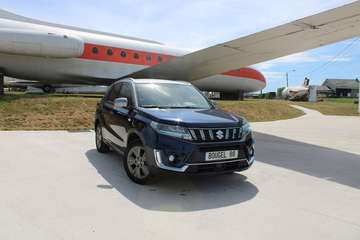 HYBRID 115 CV GD LARGE ALLGRIP \4X4\ CAMÉRA GPS VIA RE JA 17 FULL LED BOITE AUTO
