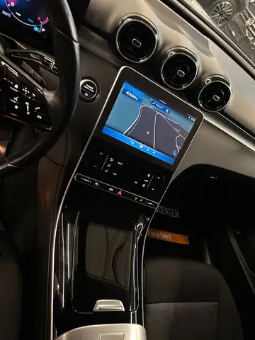 Mercedes-Benz C view 12