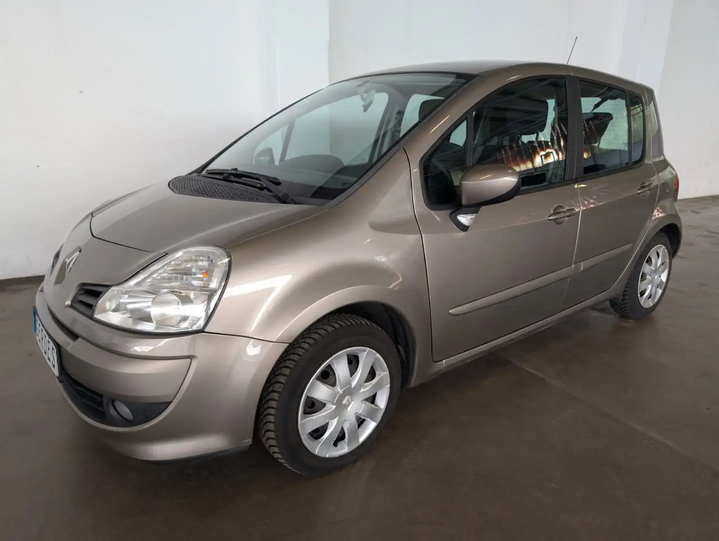 Renault Modus Dynamique 1,2 16V 75 Beige - 2