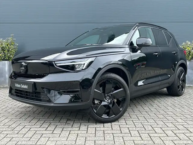 Volvo EX40