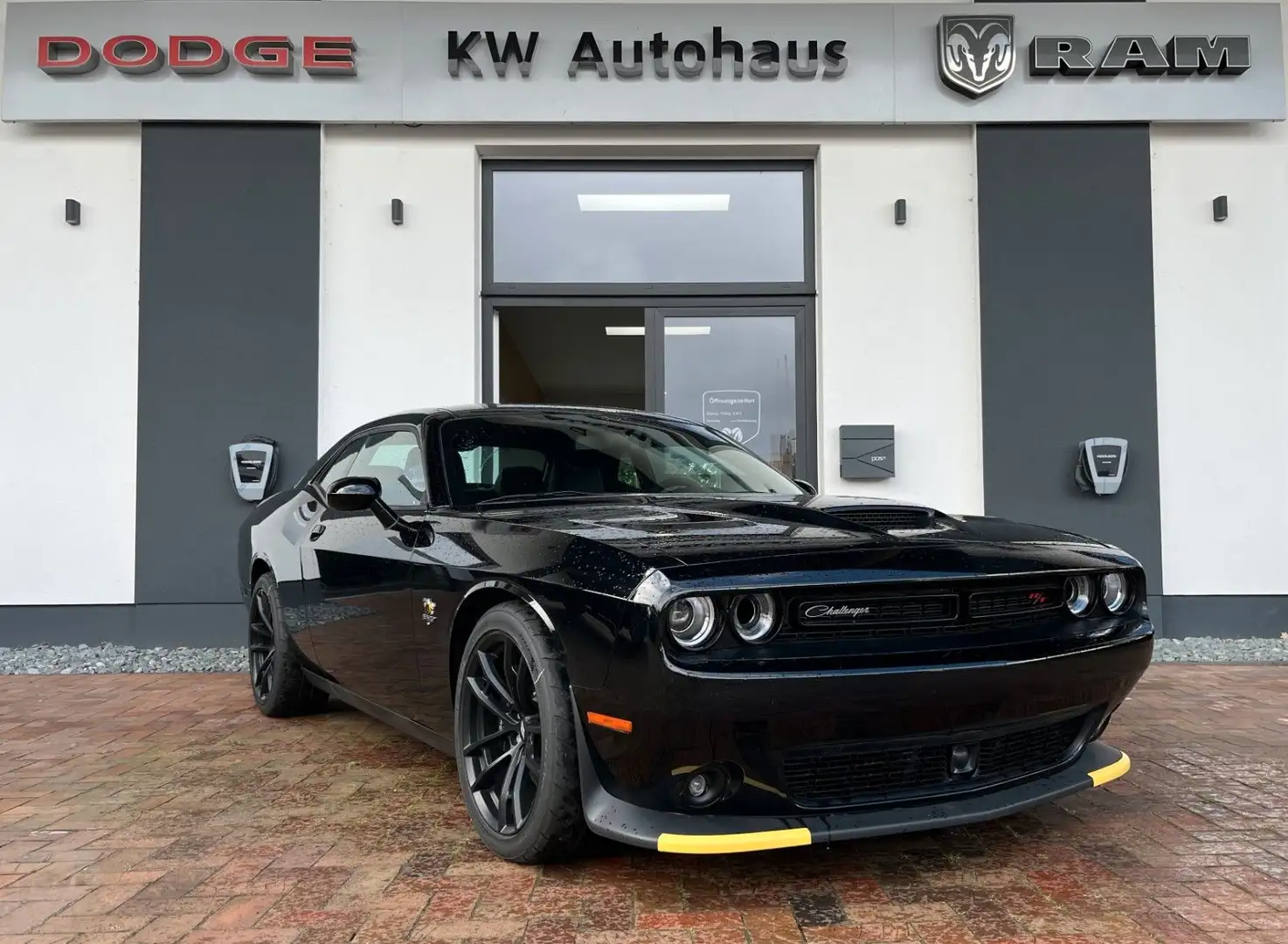 Dodge Challenger Scat Pack Drag Pack 1320 6.4l Negro - 2