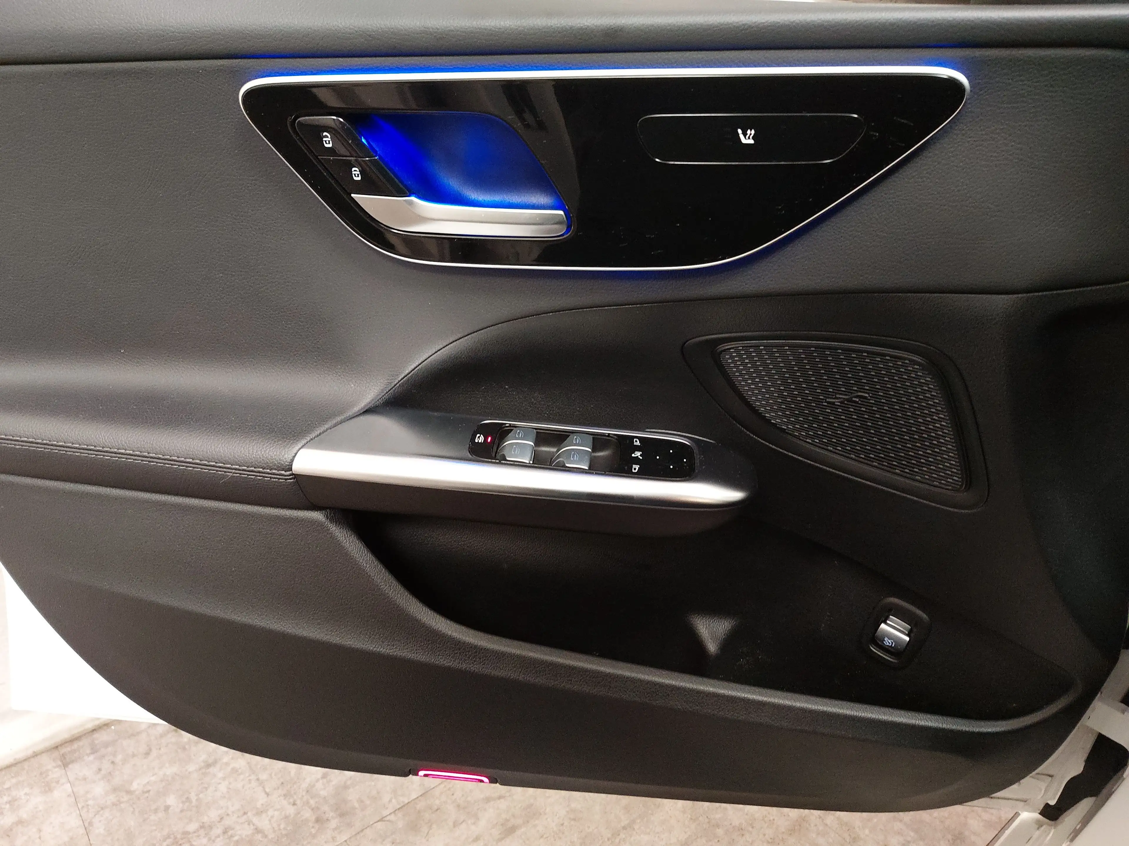 Mercedes-Benz C 220 MB C 220 T d 4M Avantgarde Night T-Leder Navi LED — photo 5