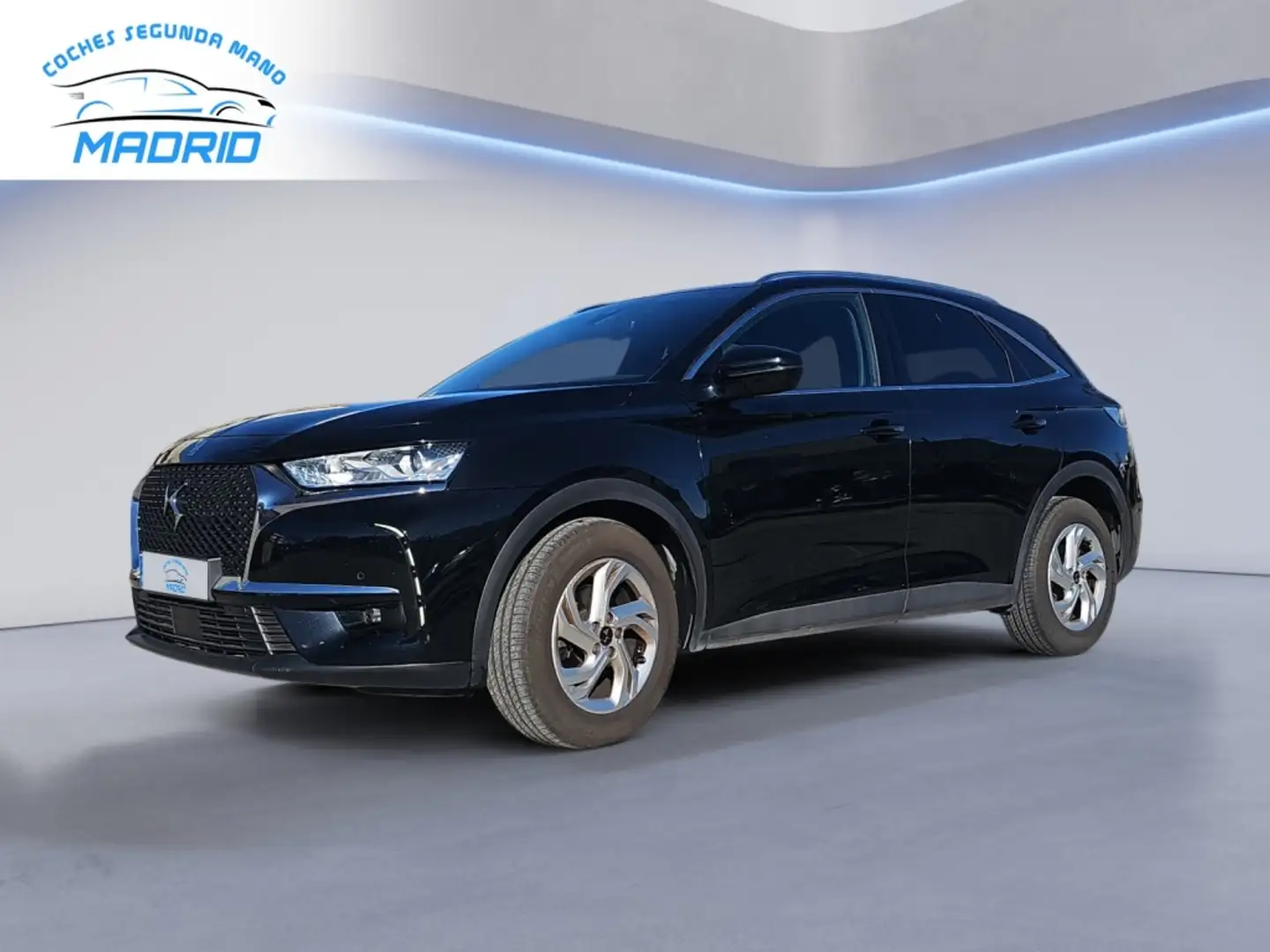 DS Automobiles DS 7 Crossback 1.6 PT. Drive Efficiency Grand Chic Aut. 180 Schwarz - 1