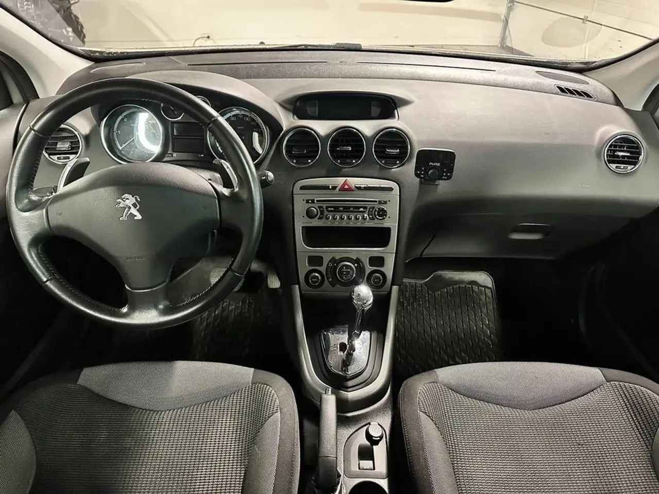 Peugeot 308 308 — photo 2