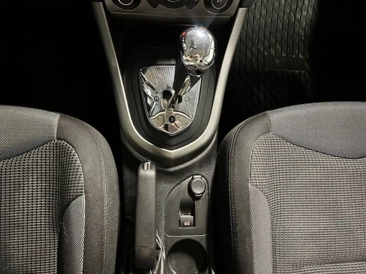 Peugeot 308 308 — photo 4