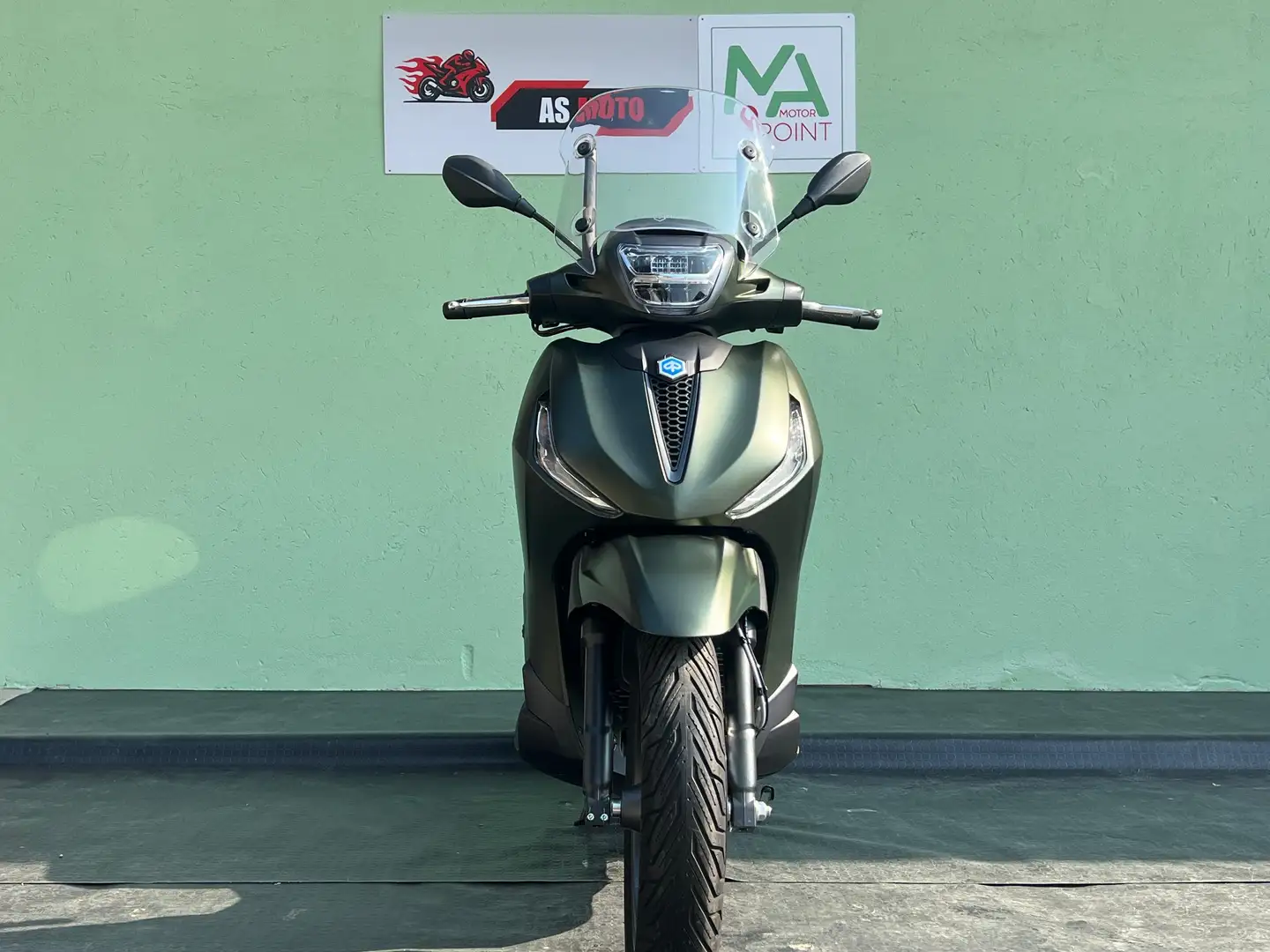 Piaggio Beverly 400 s in formula 50% - 2