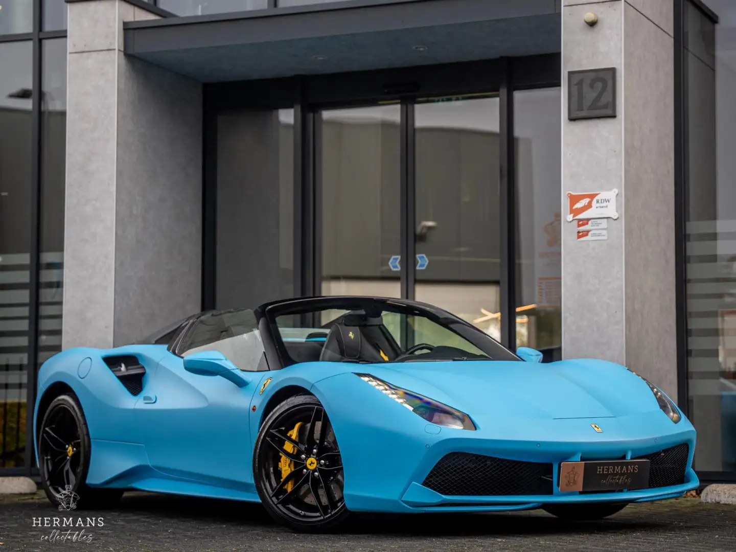 Ferrari 488 3.9 Spider HELE / Carbon / Blu Pozzi / Dealer main Bleu - 1