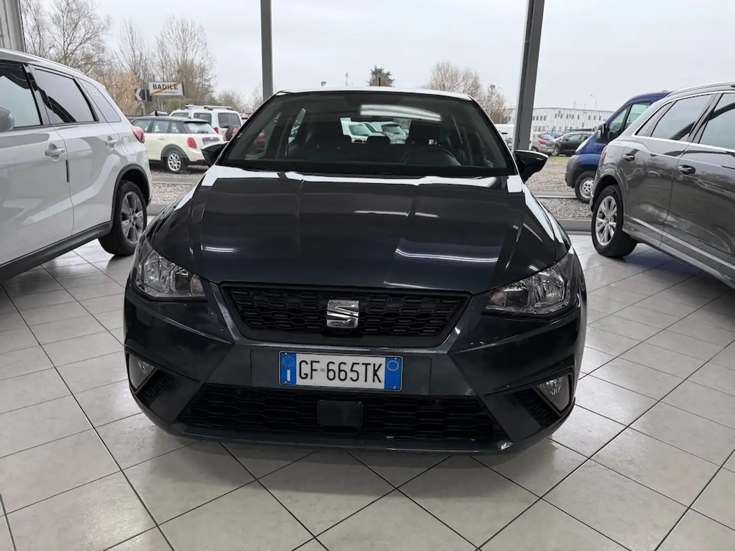 SEAT Ibiza Ibiza 1.0 mpi 80cv OK NEOPATENTATI PREZZO VERO Grau - 2