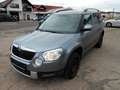 Skoda Yeti 1.8 TSI 4x4 Active Plus KLIMA NAVI AHK PDC Grau - thumbnail 3